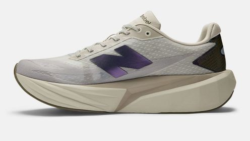 TENIS NEW BALANCE FUELCELL REBEL V5 hover