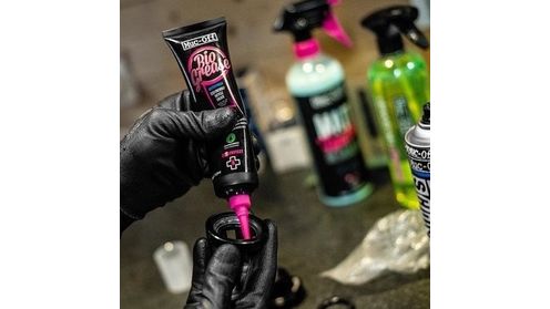 GRAXA BIODEGRADAVEL BIO GREASE - 150G - MUC-OFF hover